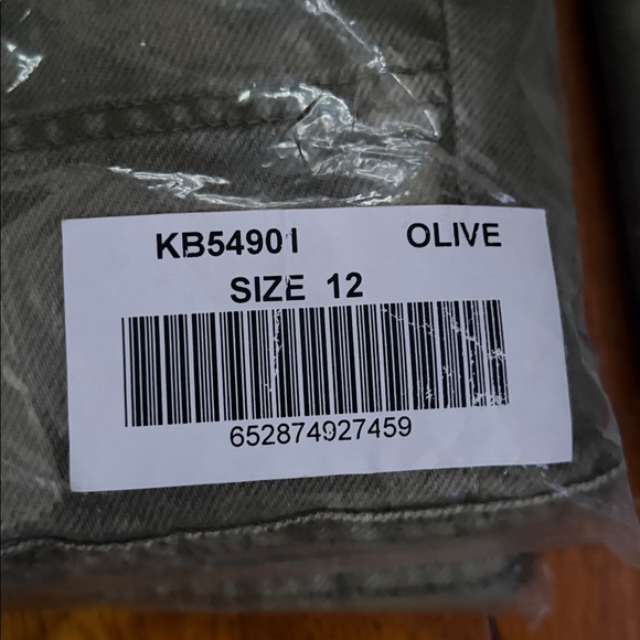 NEW KUT FROM THE KLOTH kiera high rise barrel jean in olive - Picture 4 of 7